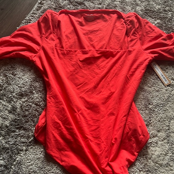 SKIMS Tops - Skims fits everybody long sleeve bodysuit
